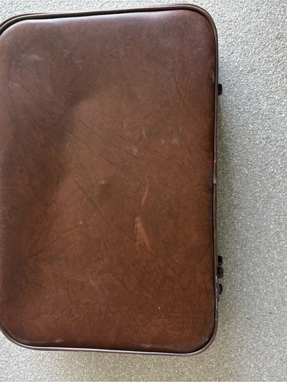 American Tourister classic brown